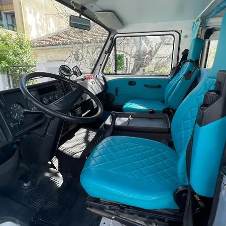 Campervan Dory